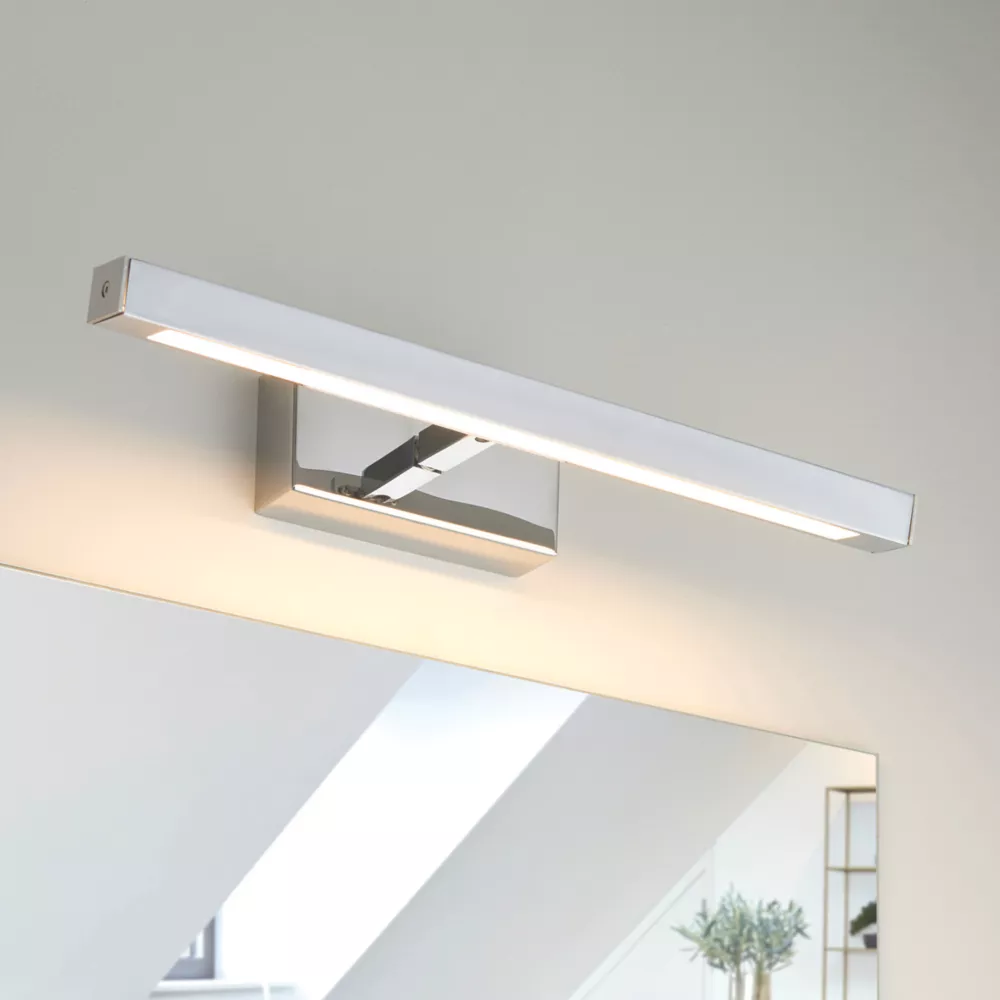 Quay Design Dixon LED Integrated Mirror / Picture Light Chrome 5.5W 330lm 8 Quay Design Dixon LED Integrated Mirror / Picture Light Chrome 5.5W 330lm - Image 6