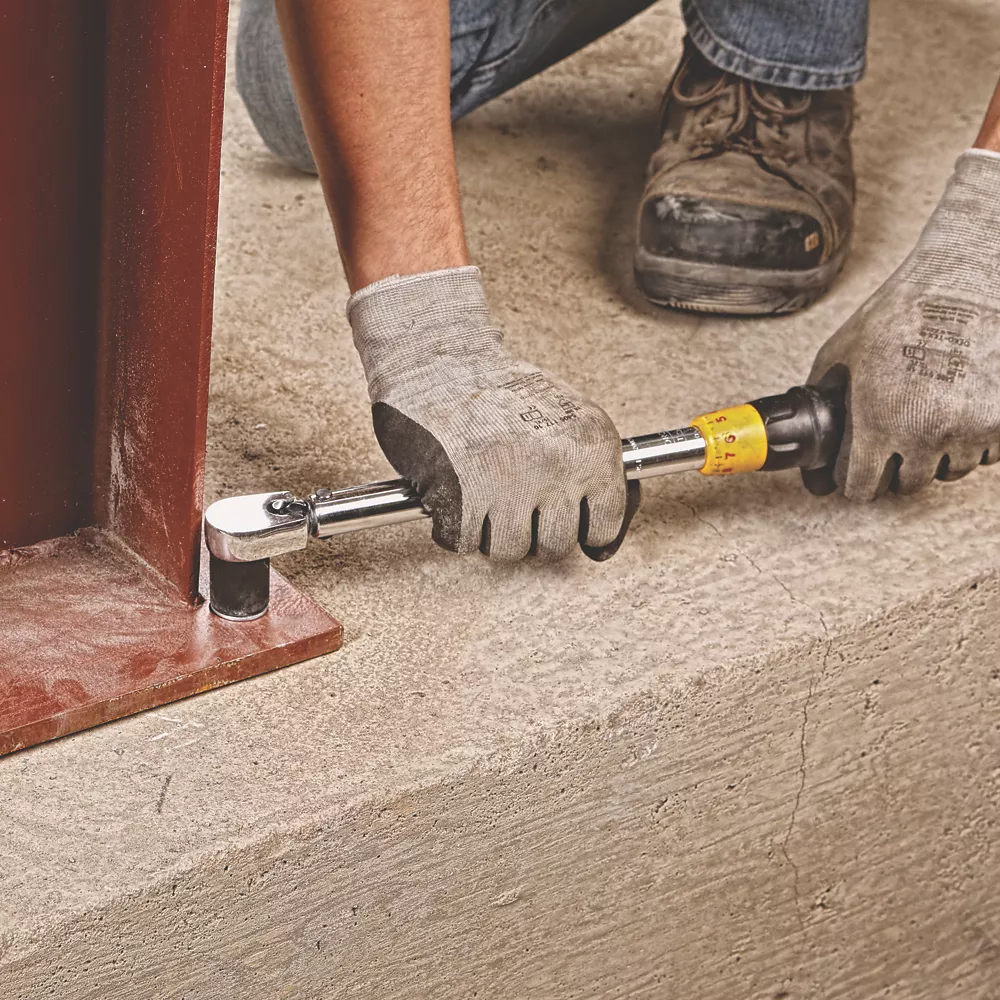 DeWalt Torque Wrench 1/2" X 30" 6 DeWalt Torque Wrench 1/2" X 30" - Image 4