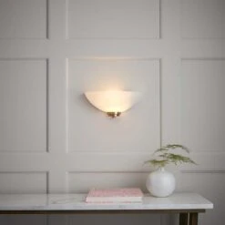 Vogue Lighting Vogue Welles 1 Light Frosted Glass Wall Light