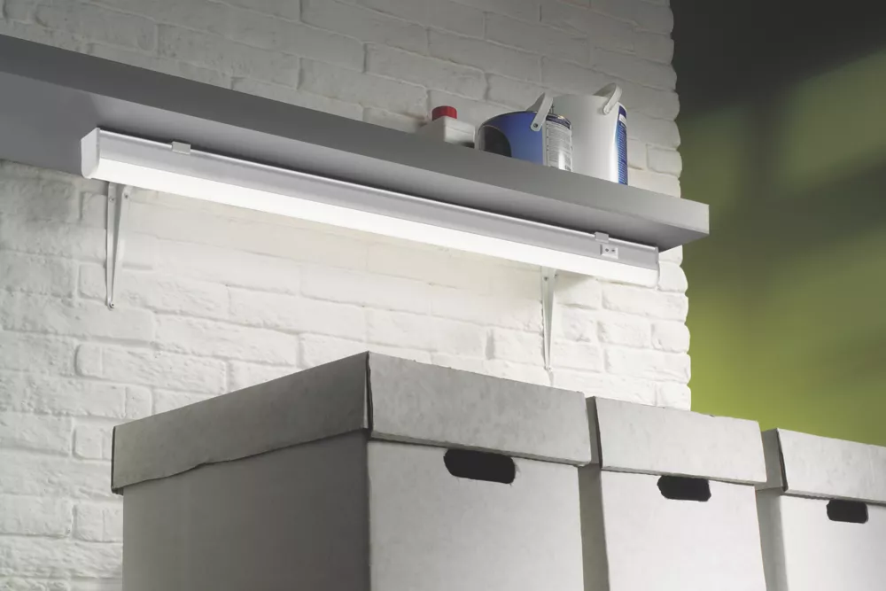 Sylvania L600 600mm LED Under-Cabinet Light 8W 920lm 7 Sylvania L600 600mm LED Under-Cabinet Light 8W 920lm - Image 5