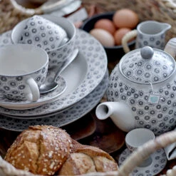 Bloomingville Elsa Pasta Plate Ø28 Cm -Dunelm Shop 47456 01 3 EnvironmentImage b7eba31185