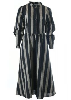 Lively Ghosts Grave Familiar Dress