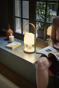 FollowMe Plus Wireless Rechargeable Lamp - / LED - H 44 Cm - Marset 11 FollowMe Plus Wireless Rechargeable Lamp - / LED - H 44 Cm - Marset -Dunelm Shop wireless rechargeable lamp followme plus h 44 cm white wood madeindesign 284204 product800